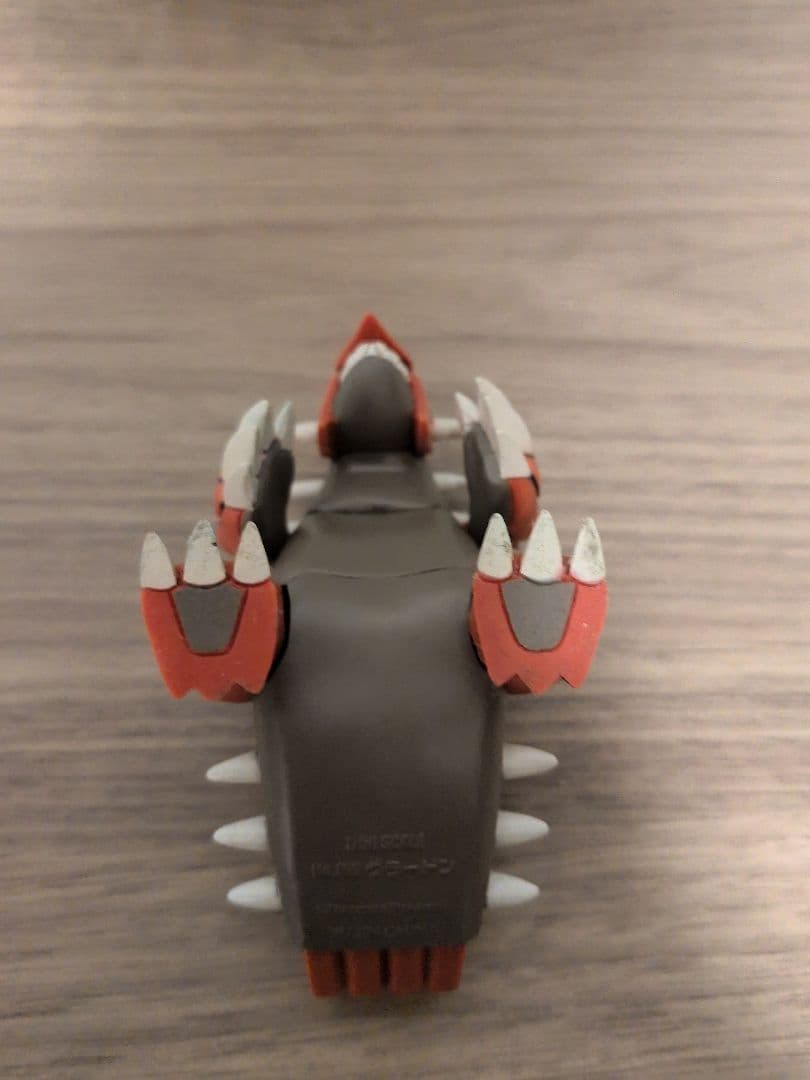 立体ポケモン図鑑　グラードン