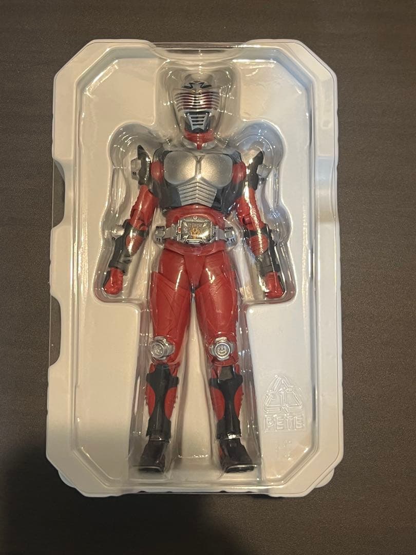 S.H.Figuarts 真骨彫製法 仮面ライダー龍騎 欠品なし 箱説明書あり