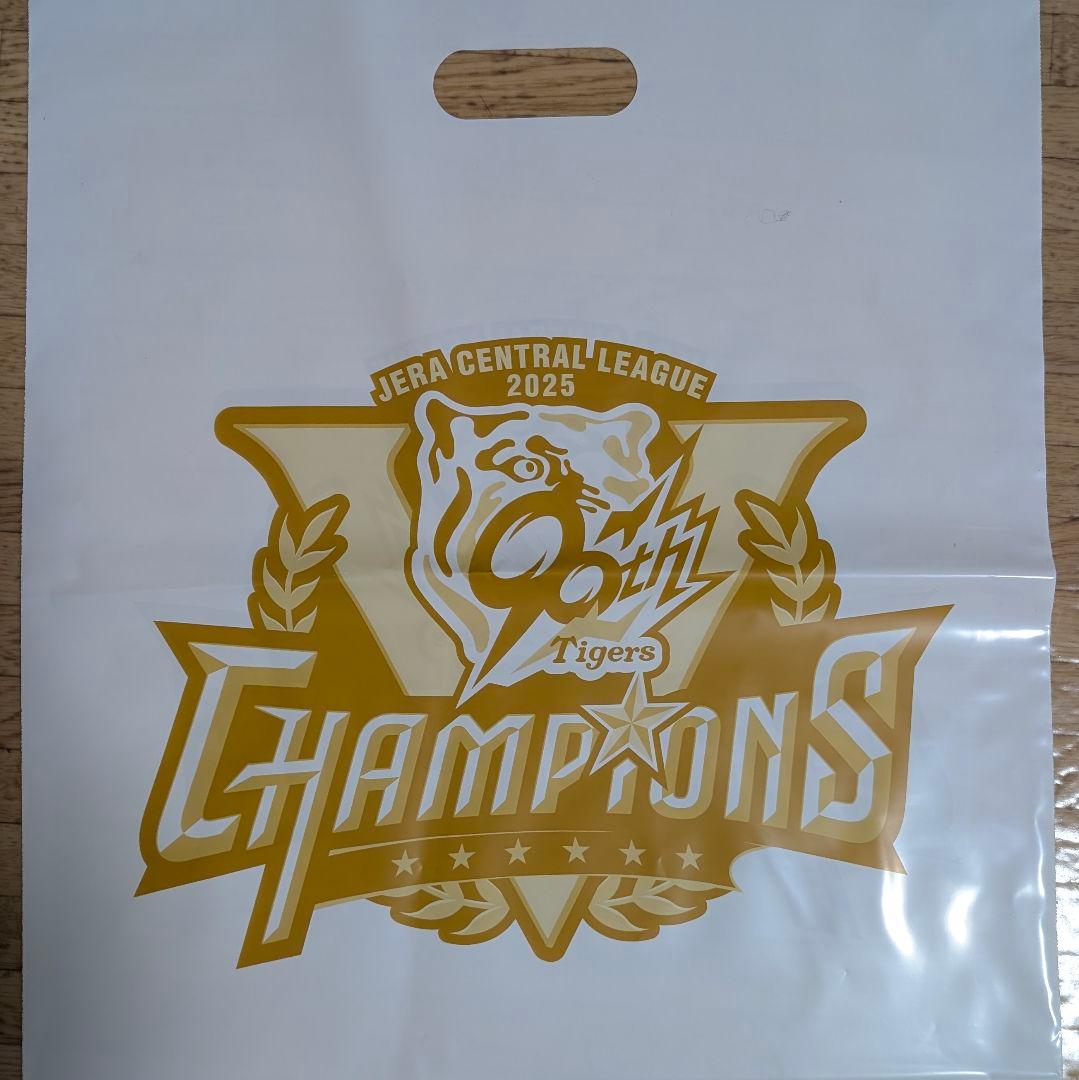 阪神タイガース2025年JERAセントラルリーグチャンピオンTシャツ LL
