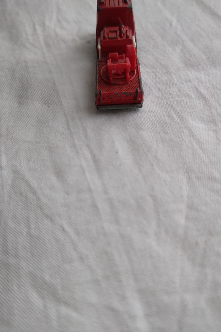 トミカ 赤いミニカー