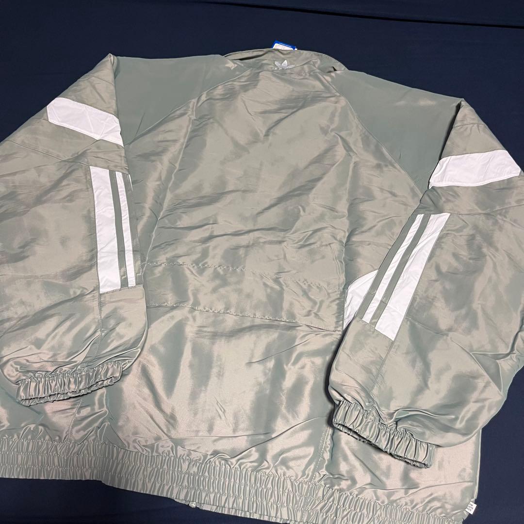 adidas ブルゾン 新品未使用 グリーン