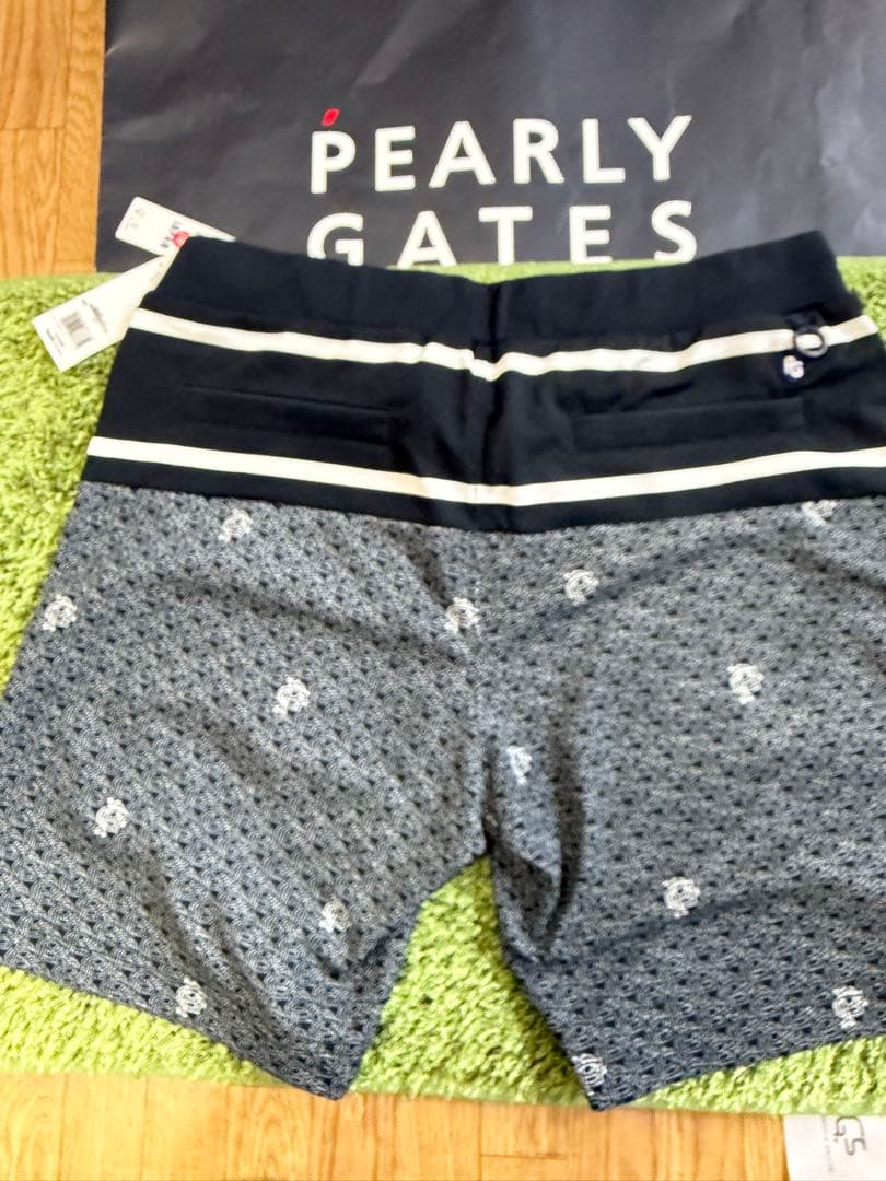 ¥30,800【PG/4】パーリーゲイツ モノグラムハーフパンツショートパンツ