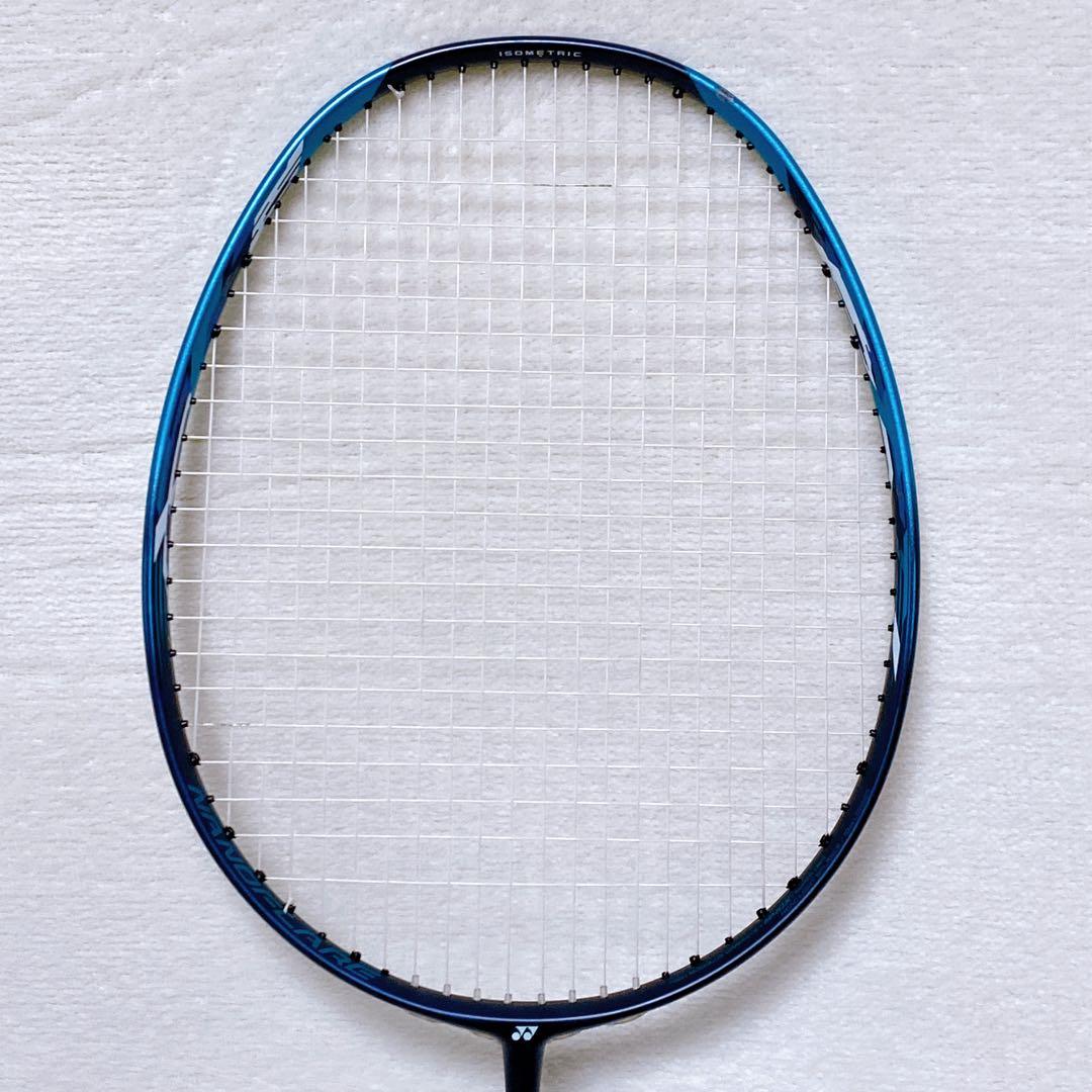 希少　YONEX　NANOFLARE700　4UG5　ナノフレア700　ネイビー