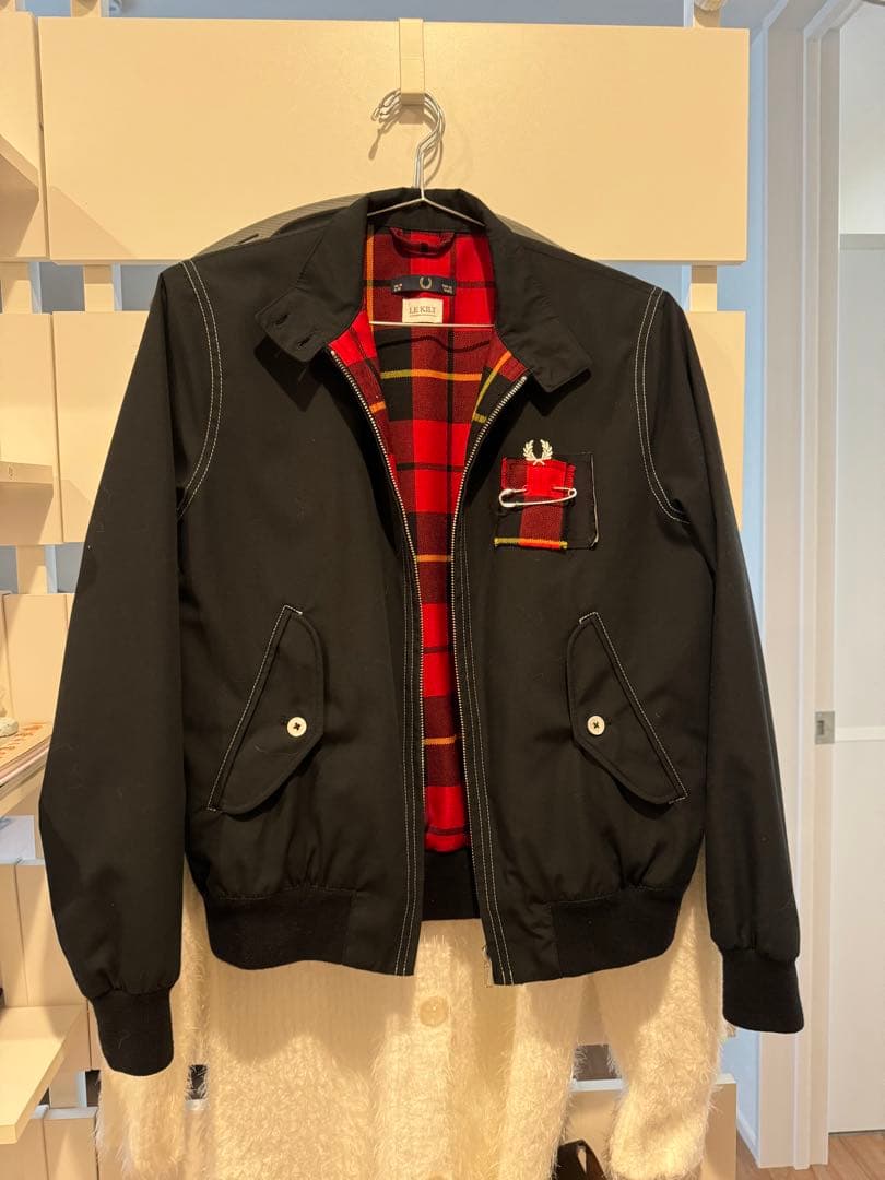 極美品 フレッドペリー ニットワンピースと上着のジャケットの2着セット