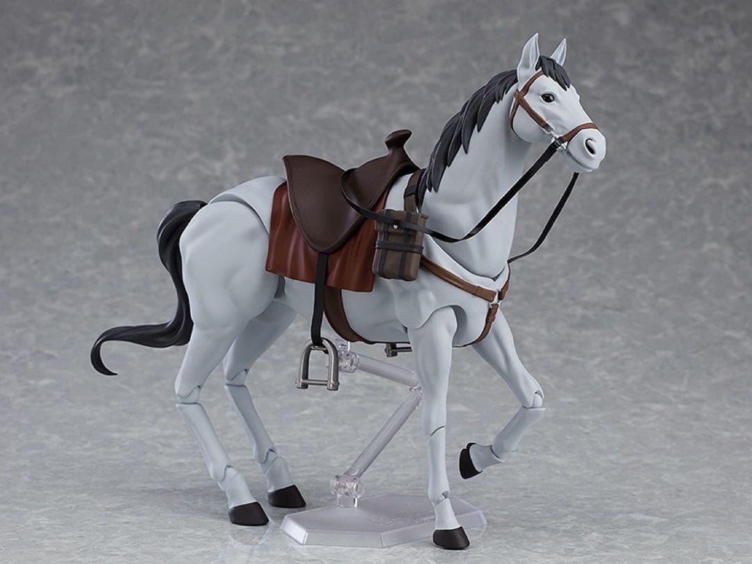 【新品未使用】進撃の巨人 figma エルヴィン&白馬・リヴァイ・黒馬セット