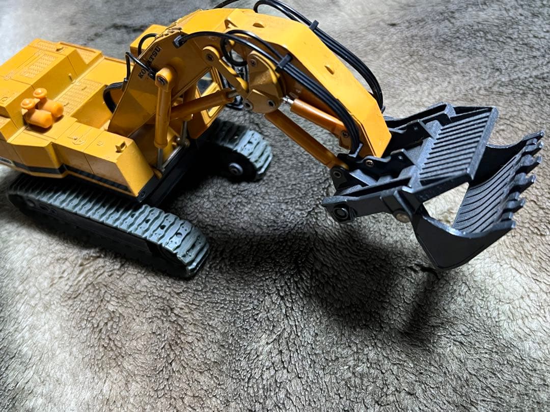 KOMATSU 建設機械　PC650 LOADING SHOVEL 重機ユンボ