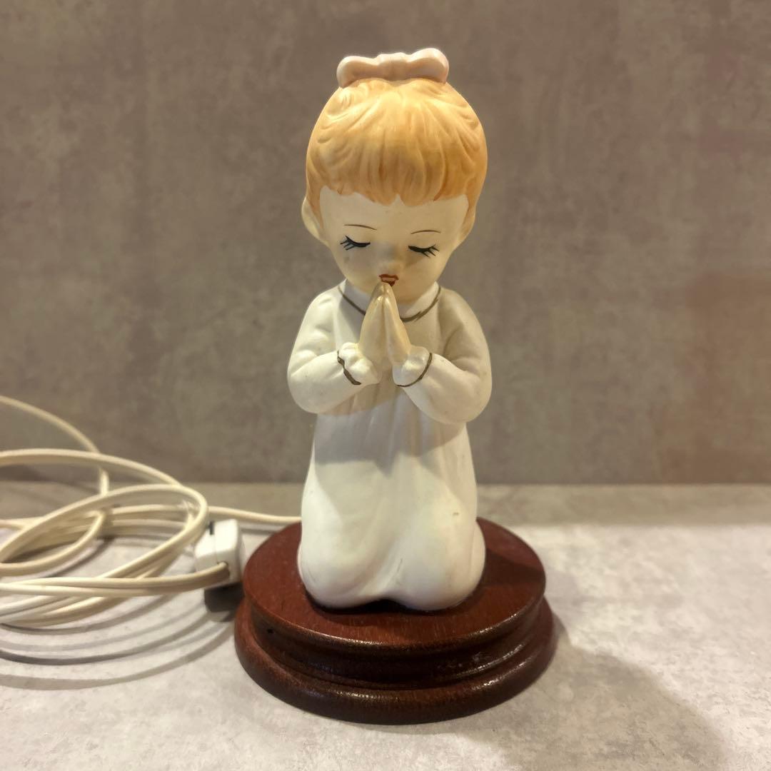 陶器製ナイトランプ　祈り　キリスト　祈る少女
