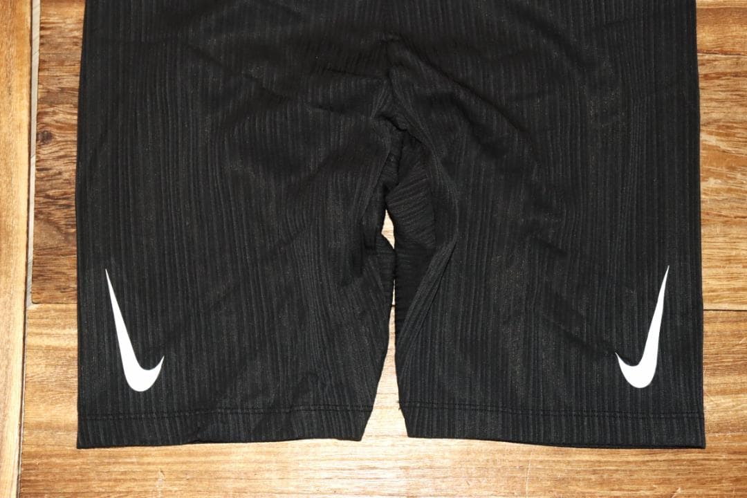 新品 NIKE エアロスイフト ハーフ タイツ (Sサイズ) Ⓗ