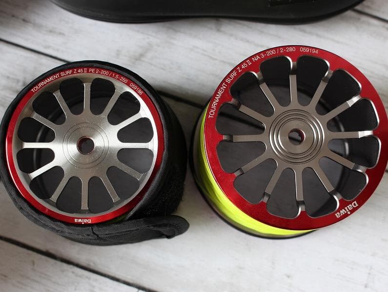 ダイワ リール トーナメントサーフZ45Ⅱ 標準 替えスプール付き