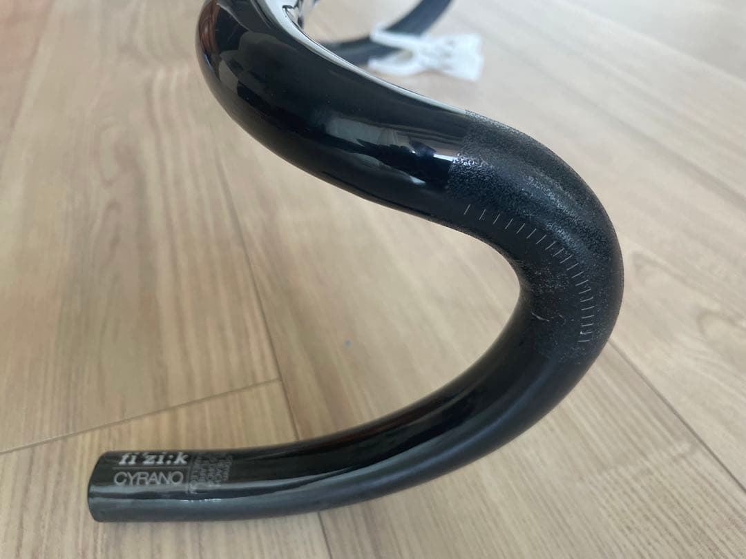 fizik CYRANO R1 c-c420 カーボンハンドル