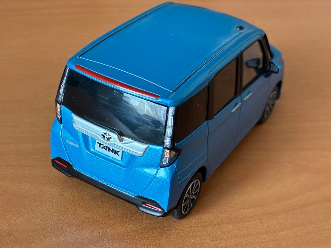 1/30 トヨタタンク　カラーサンプル　ファインブルーマイカメタリック　ミニカー