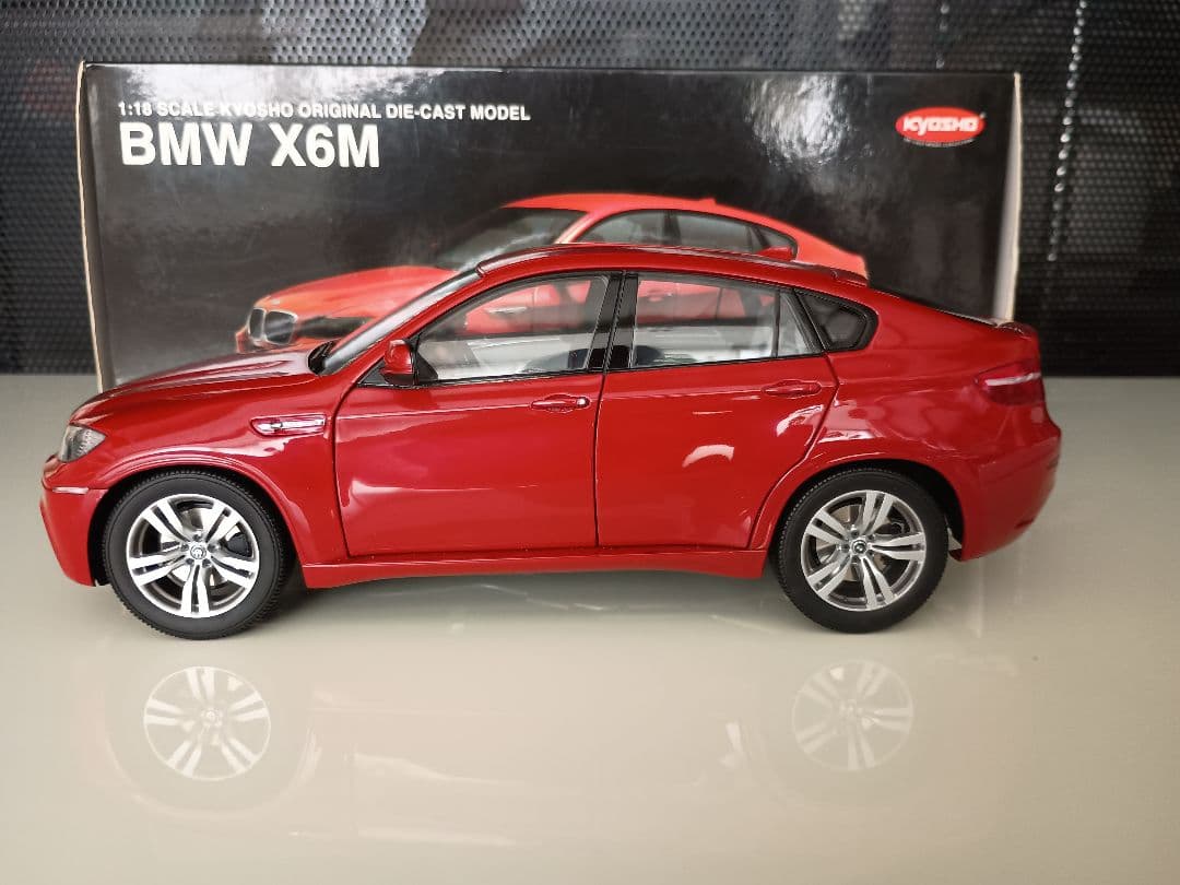 京商 kyosho  X6M E71M 2009 1/18