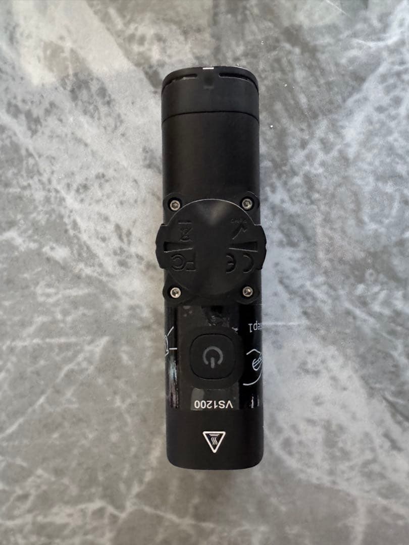 【未使用品】iGPSPORT VS1200 自転車用LEDライト