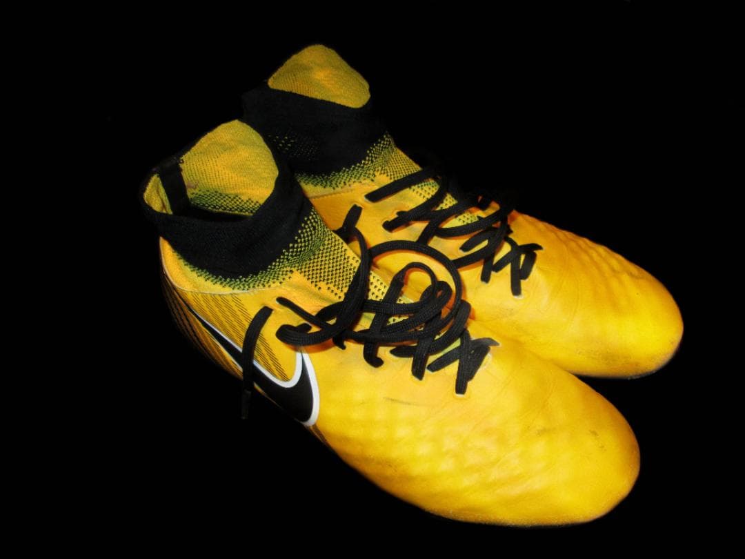 Nike Magista HG イエロー ハイカットシューズ