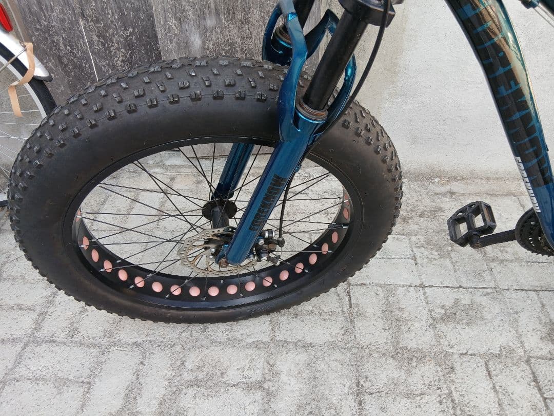 24x4,0インチホイール自転車