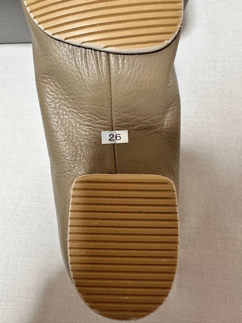 新品　26㎝　チャコット　バトン　シューズ　カーキ　バトントワリング