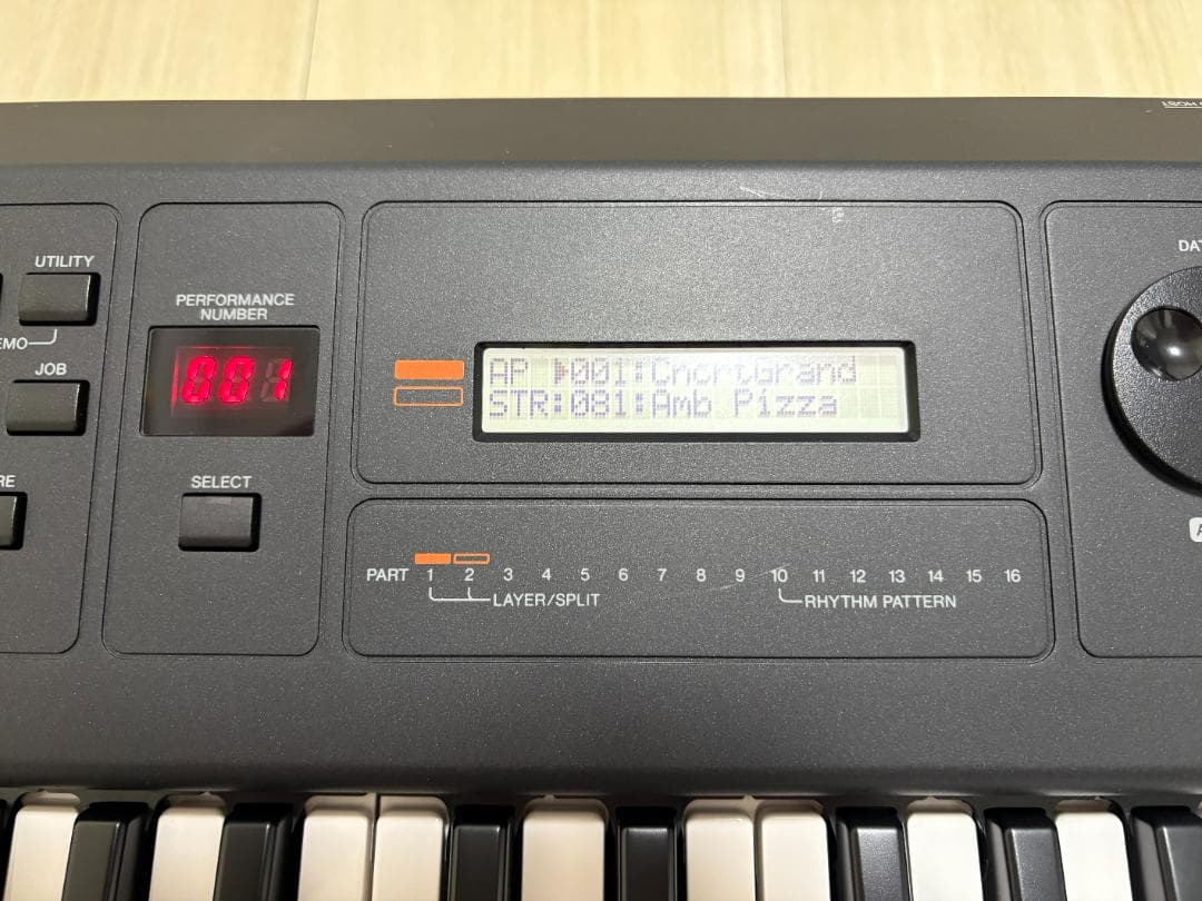 Yamaha MX61 シンセサイザー 61鍵