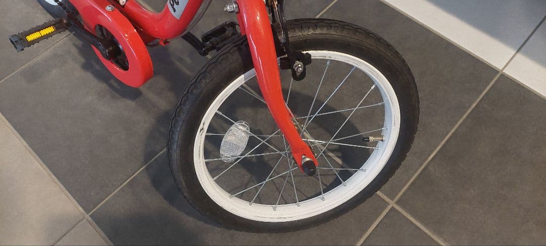 あひるさん様美品★ピープル子供用自転車 16インチレッド、ベージュバスケット付き