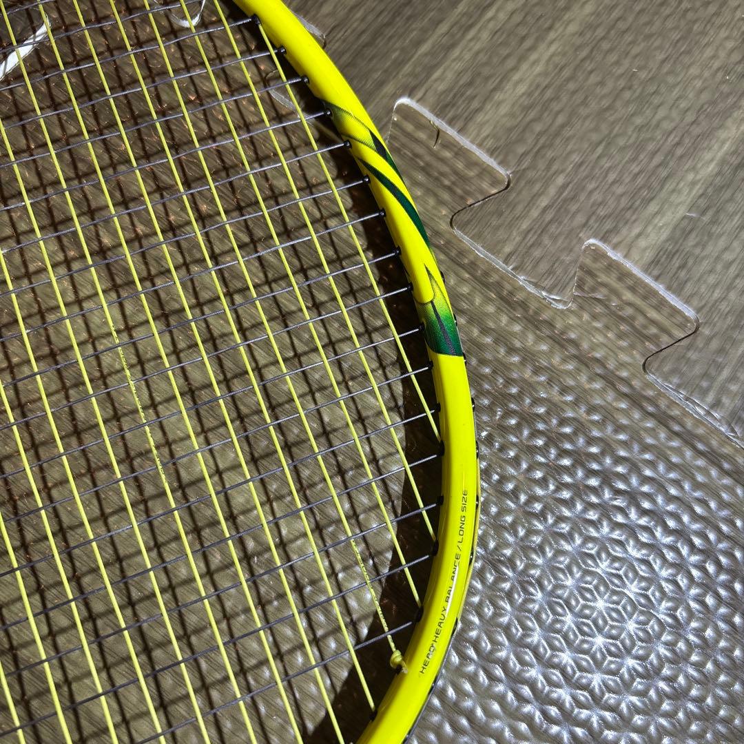 ヨネックス　YONEX アストロクス2 バドミントンラケット