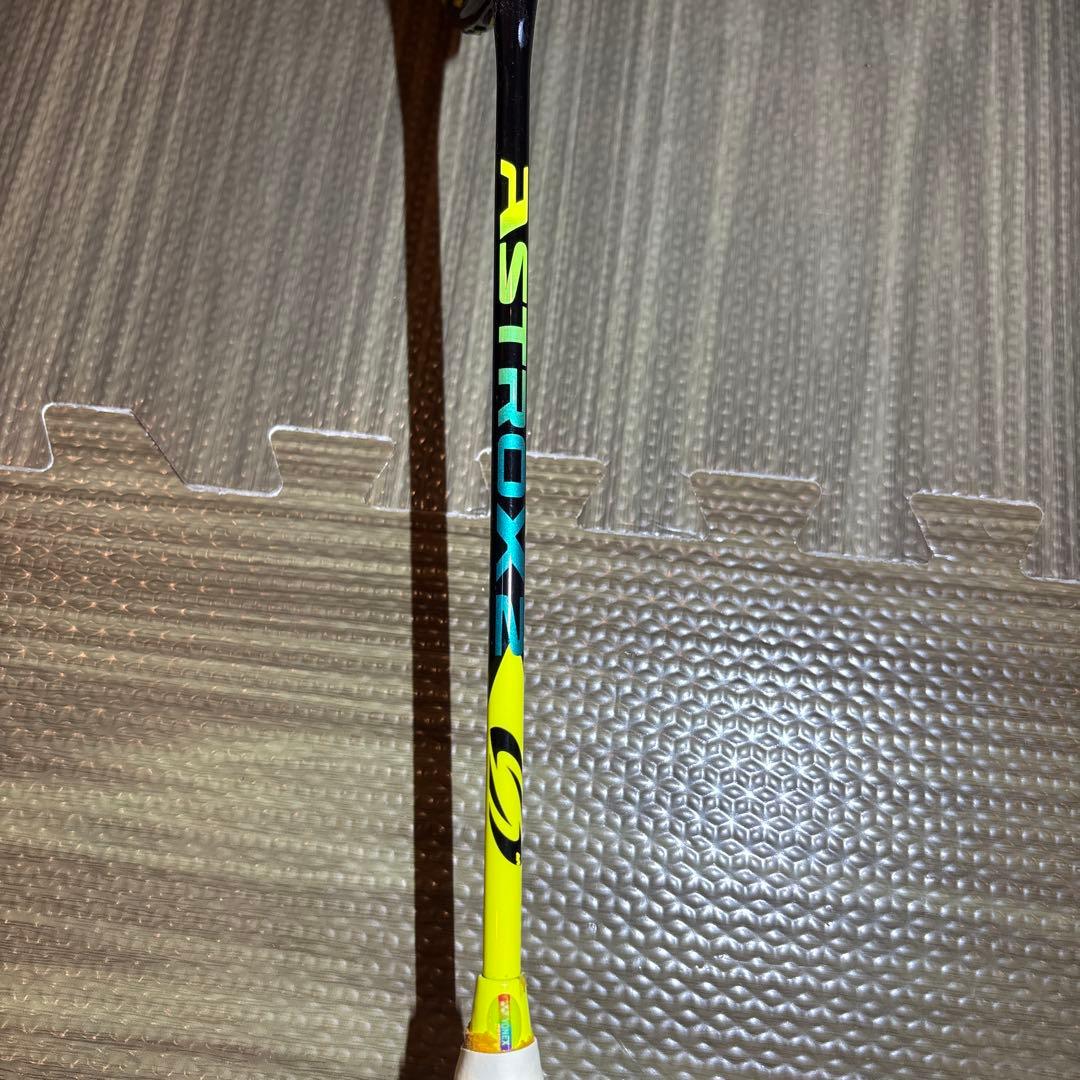 ヨネックス　YONEX アストロクス2 バドミントンラケット