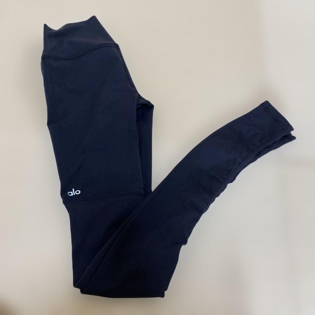 【美品】alo ブラック レギンス　Sサイズ