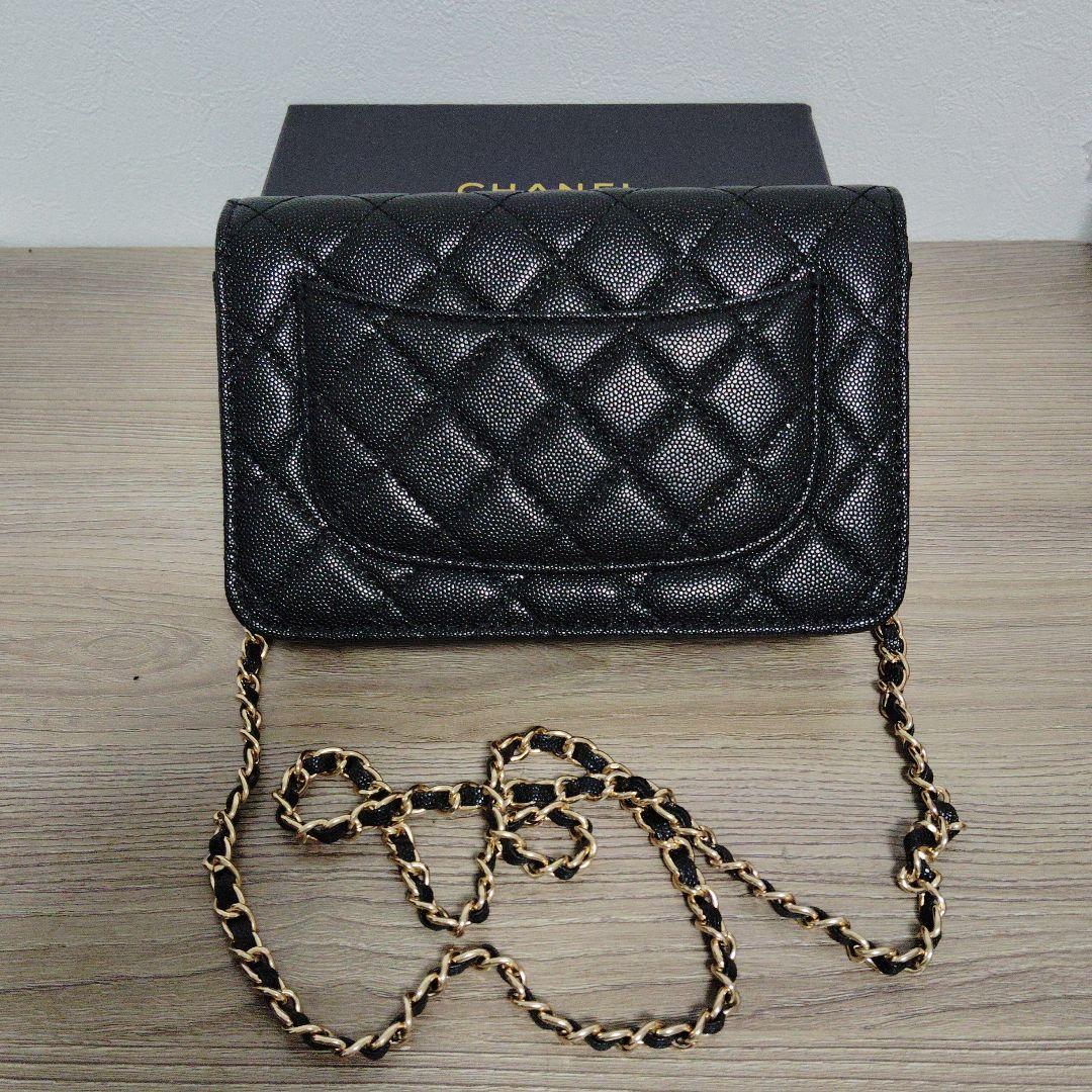 CHANEL　キルティングチェーンショルダーバッグ　ノベルティー