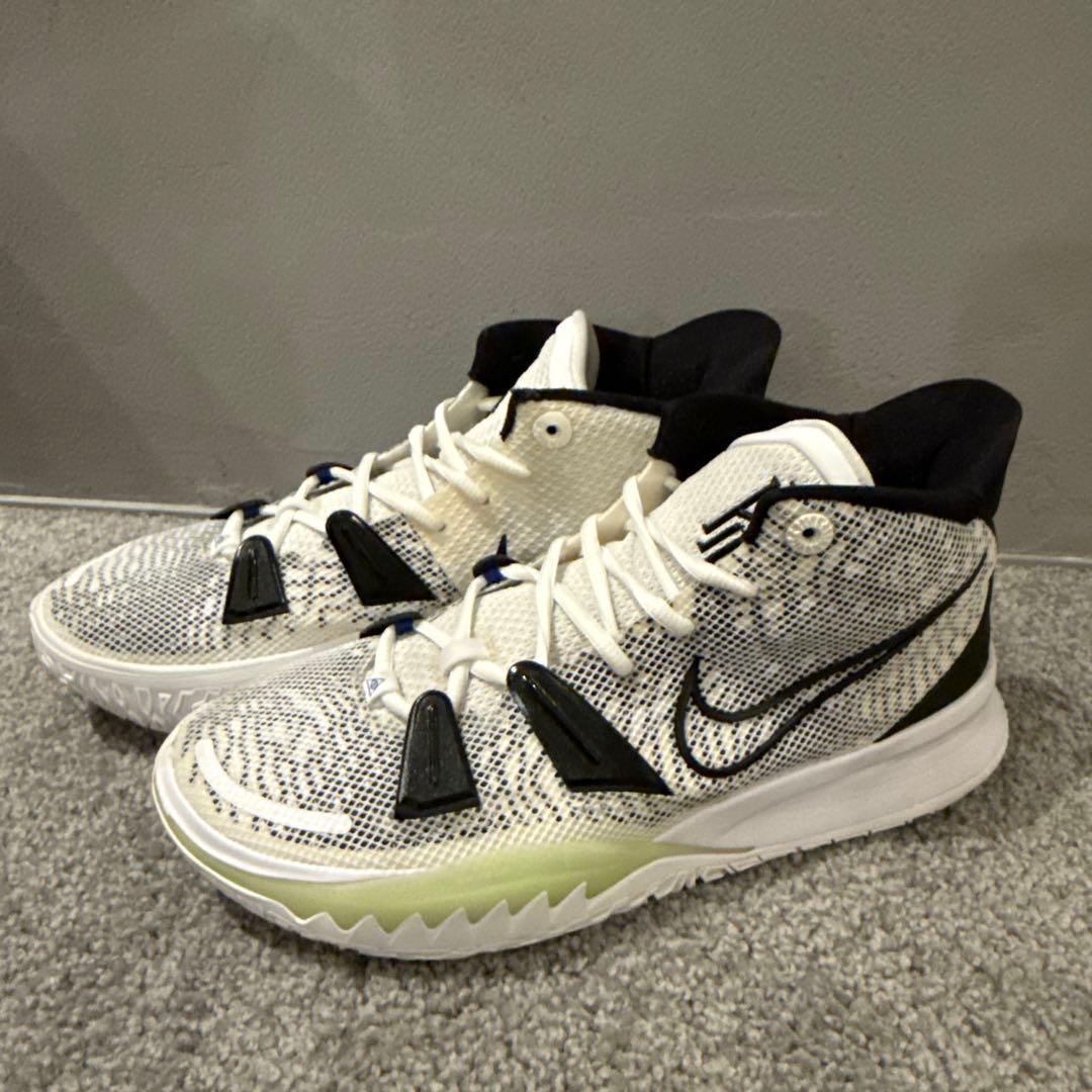 Nike Kyrie7バスケットボールシューズ カイリー　カイリー7 27.5