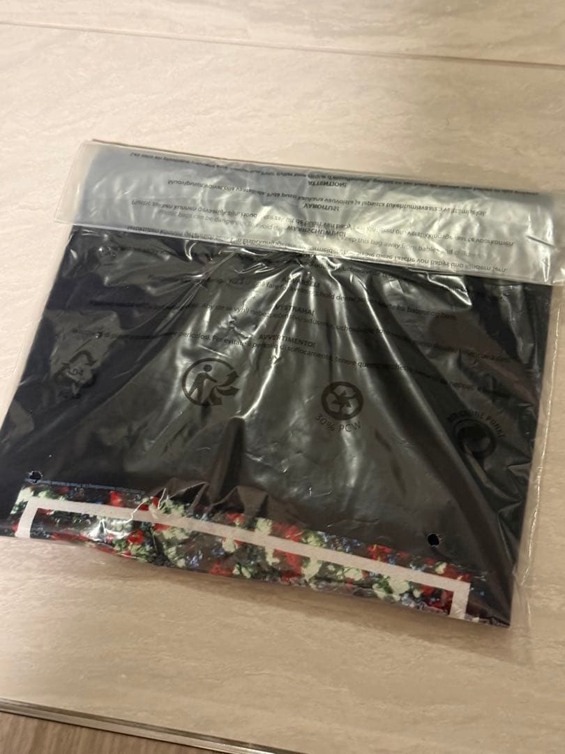 oasis ロゴ Tシャツ 黒 新品