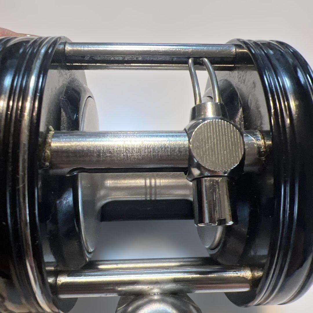 【美品】アブ アンバサダー 6600C 黒ベロ フットNO.070007