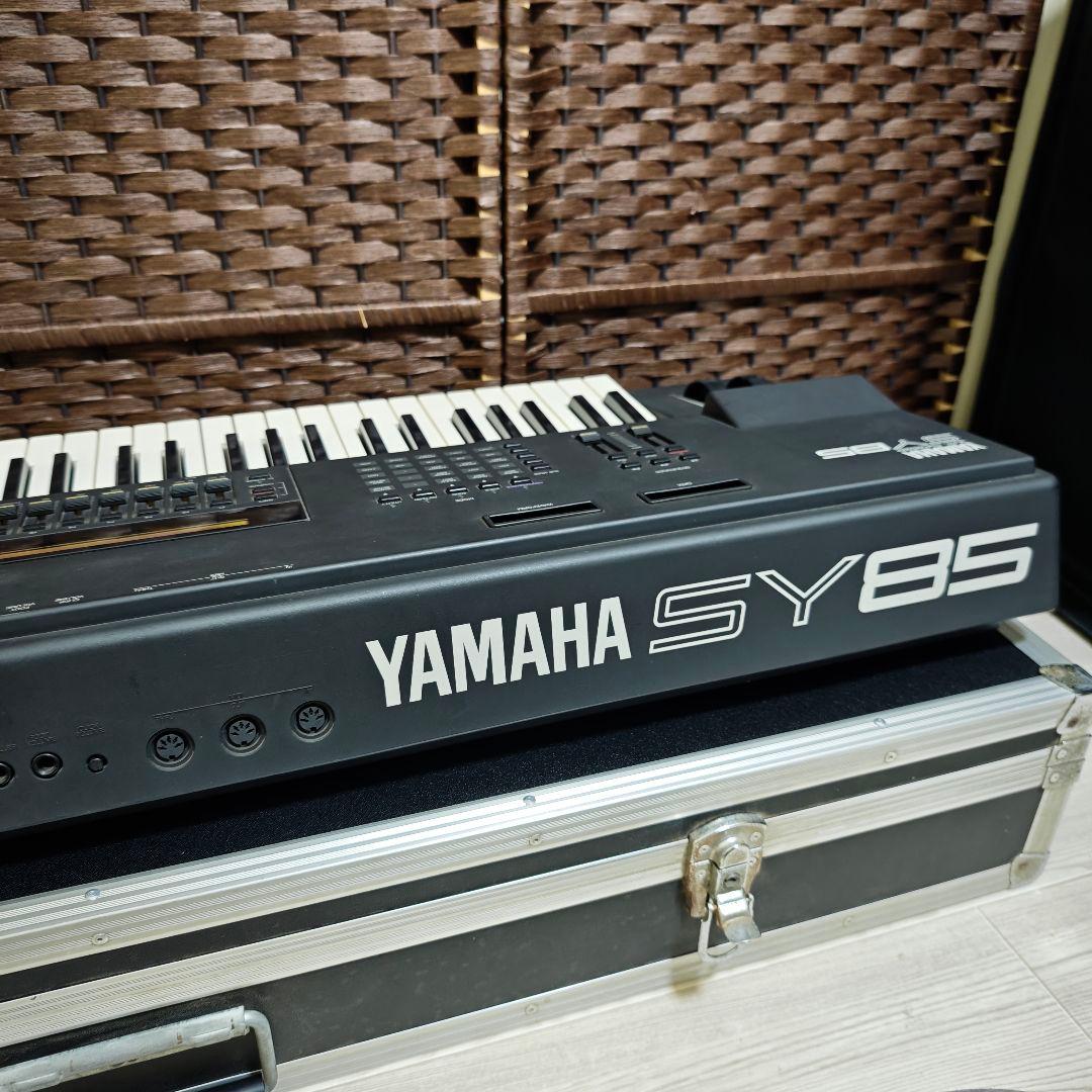 【完動品】YAMAHA ヤマハ SY85 シンセサイザー 61鍵 ハードケース付