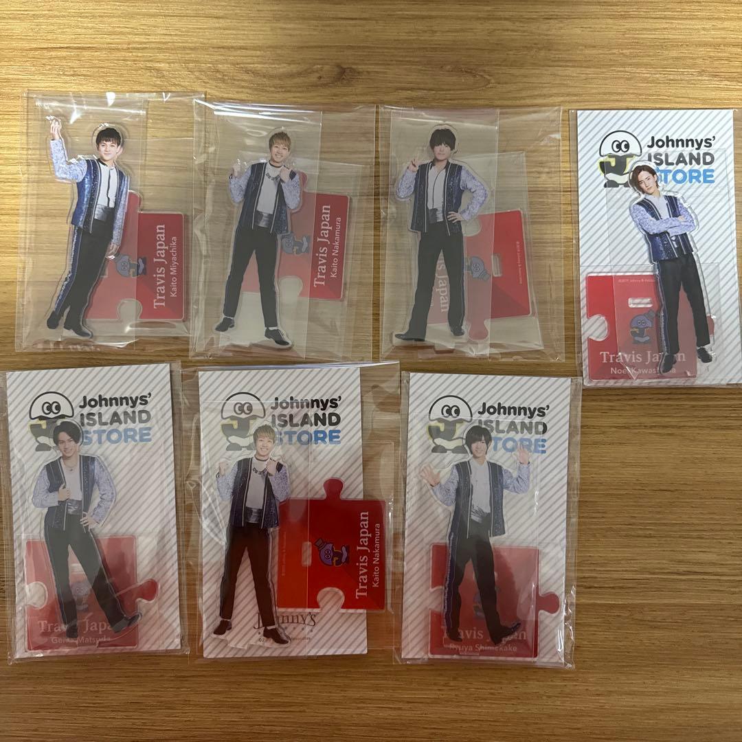 『Travis Japan 歴代アクスタセット！！』