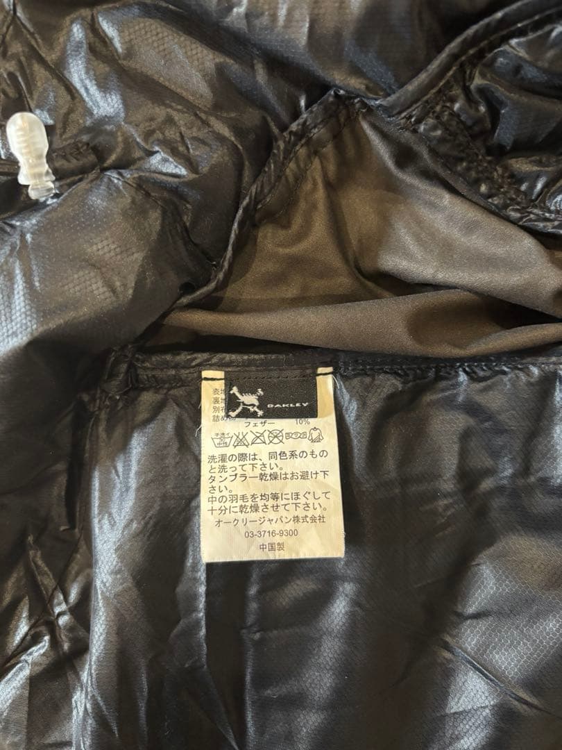 チャイまま専用。美品 Oakley スカル メンズゴルフジャケット 黒