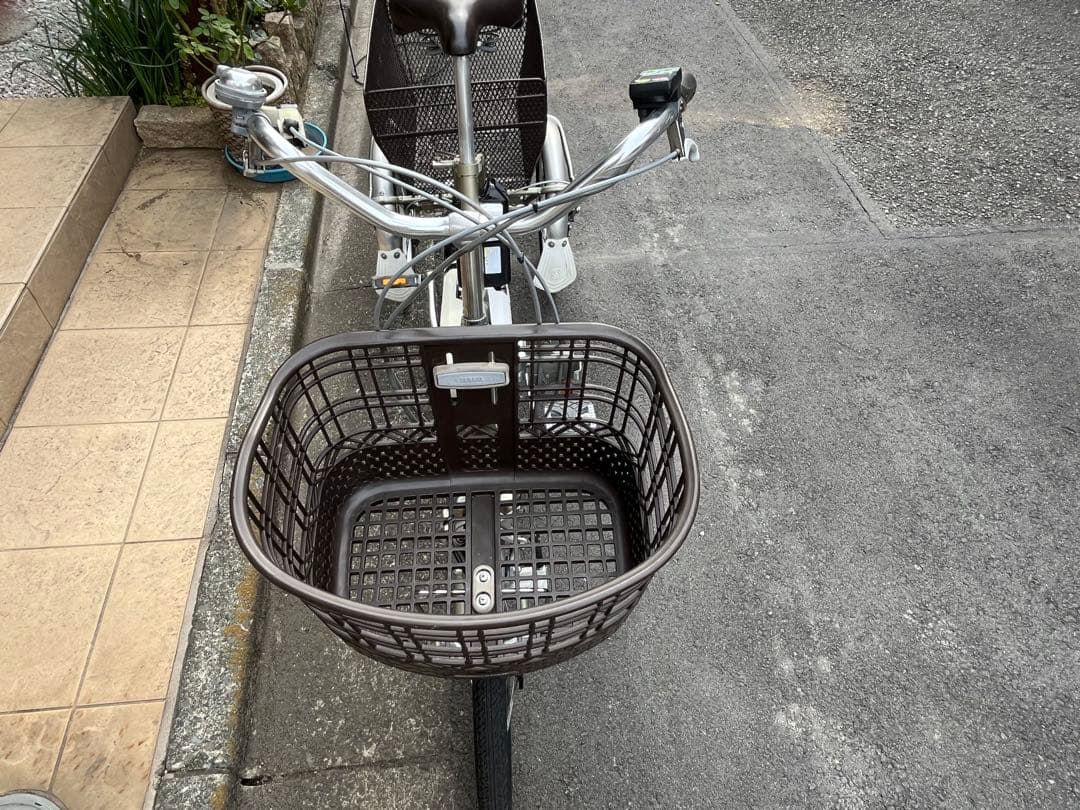 れもん！引き取り限定！電動アシスト三輪車 シルバー 前後バスケット