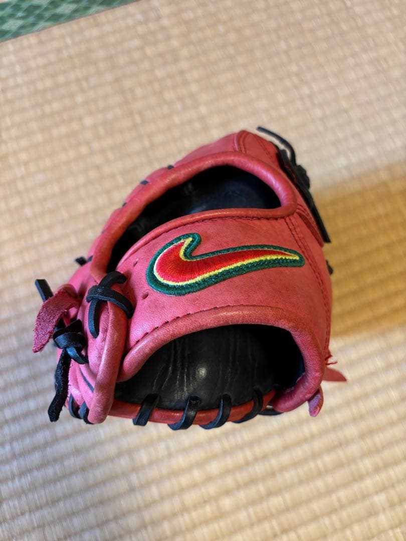 美品 ナイキ 軟式グローブ 岩村モデル 一般用