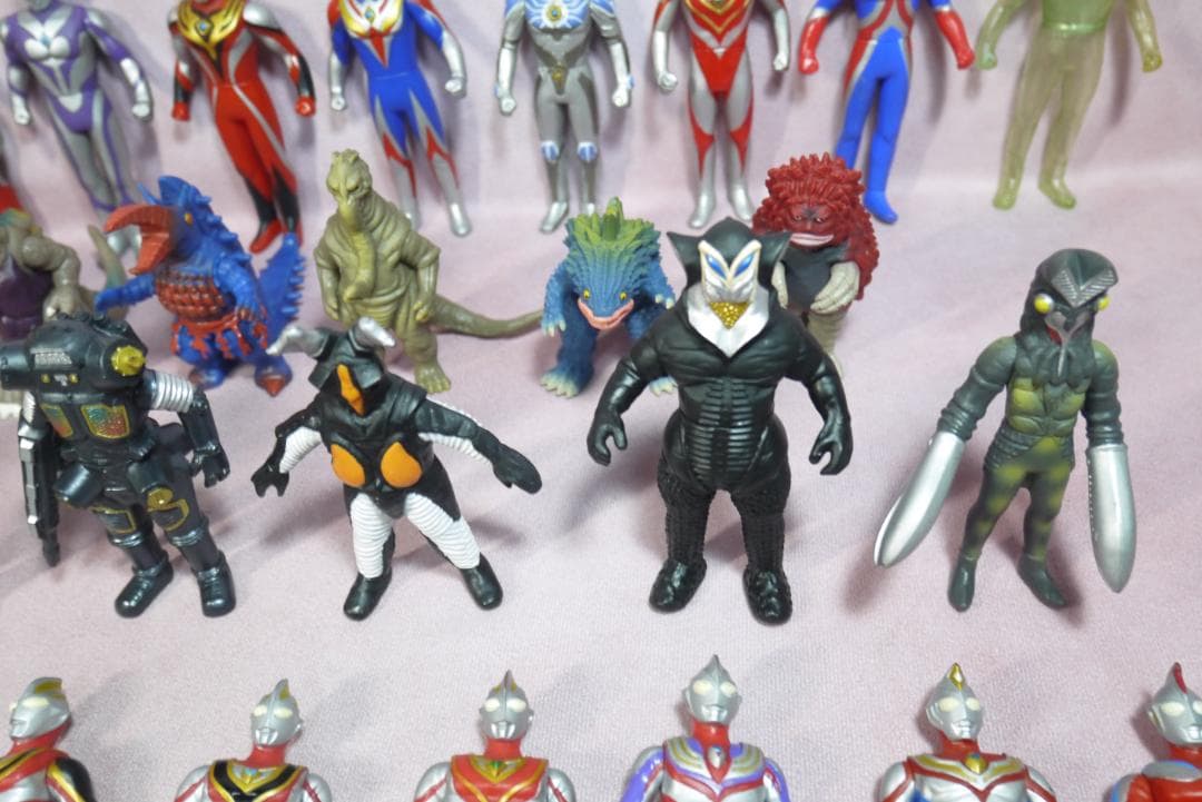 ウルトラマン　ウルトラ怪獣　ミニソフビ　60体