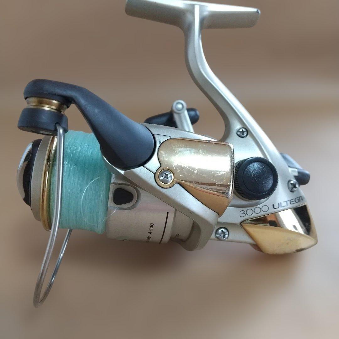 3000 ULTEGRA スピニングリール