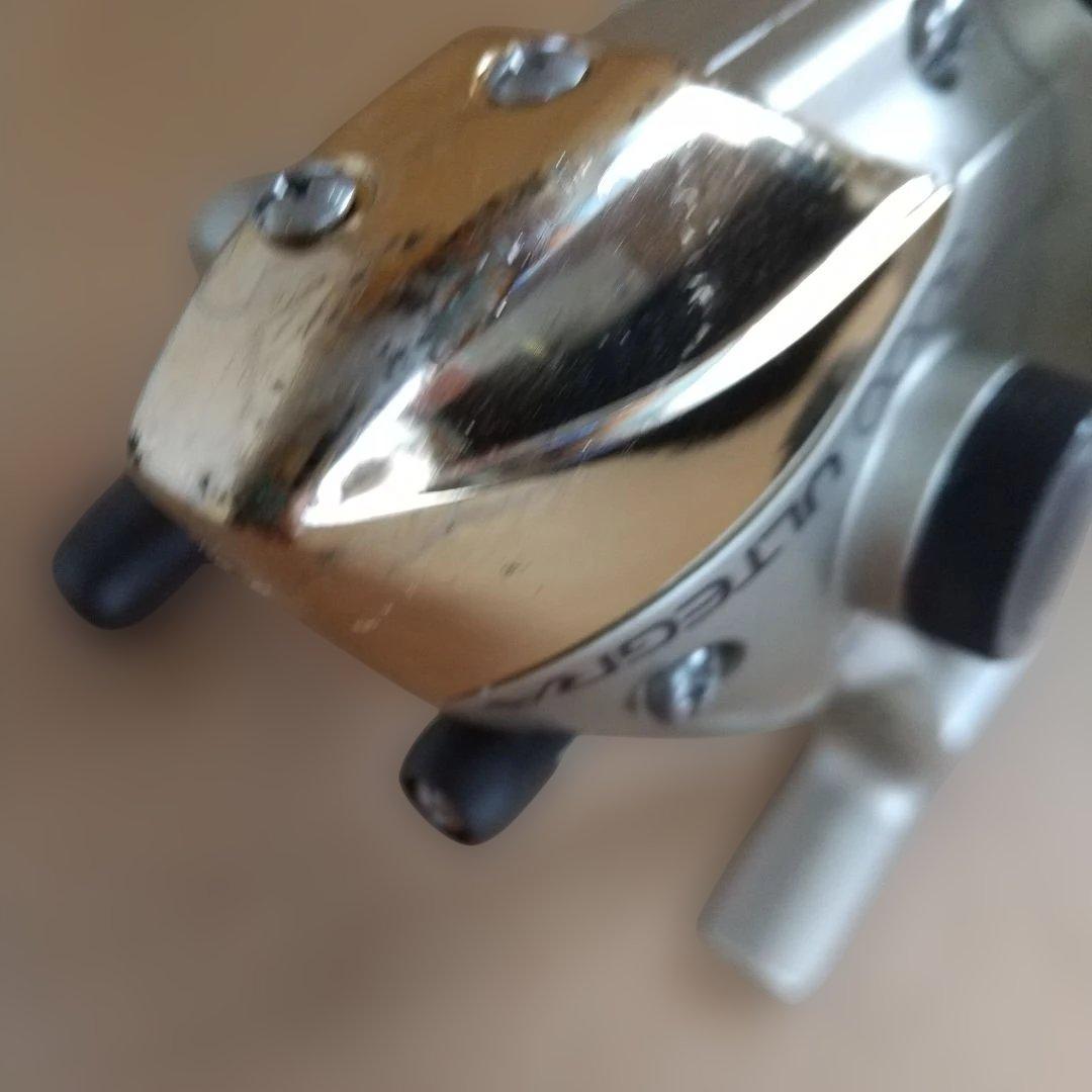 3000 ULTEGRA スピニングリール