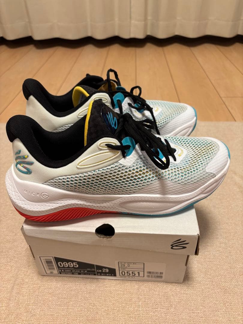 バスケットボールシューズ　CURRY SPLASH 24 AP/WHT