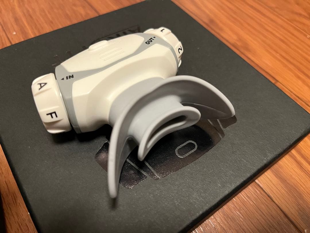 エアロフィット・エッセンシャル AIROFIT ESSENTIAL（ケース付）