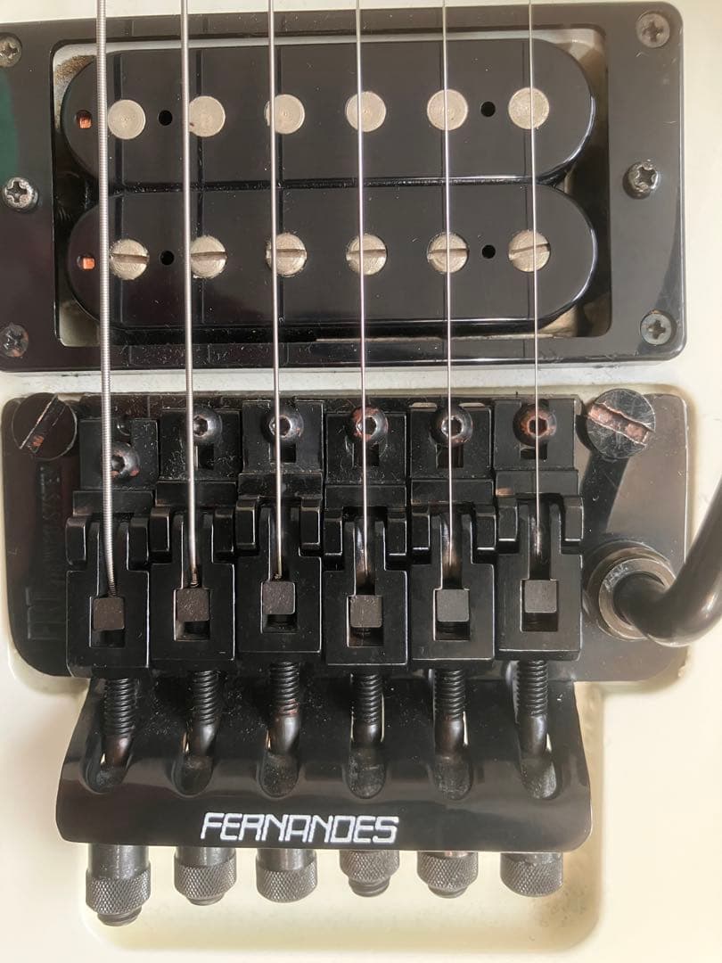 Fernandes Floyd Rose タイプ