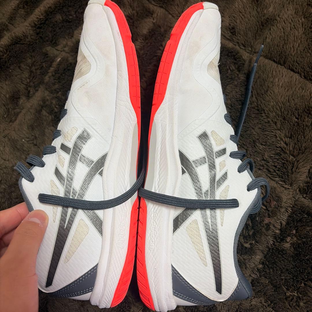 ASICS バレーボールシューズ ホワイト/グレー/レッド