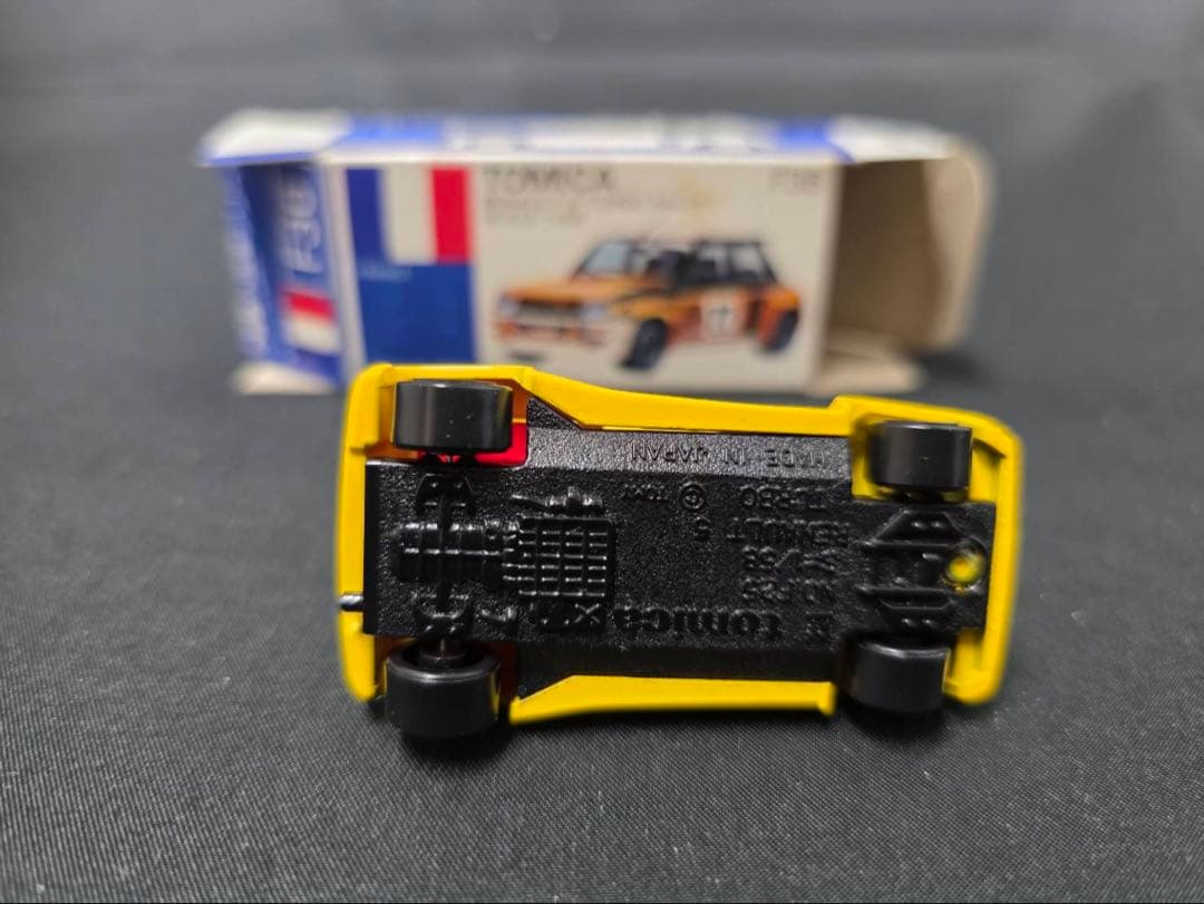 トミカ青箱F36ルノー5ターボラリー(日本製)河口湖ミュージアム レア