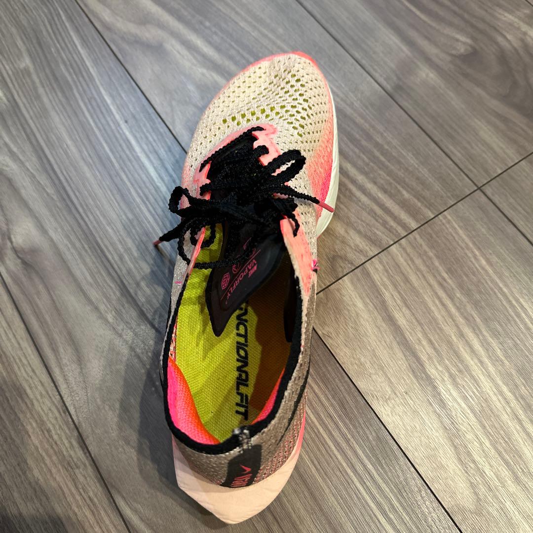 【美品】NIKE ZOOMX VAPORFLY NEXT%3 駅伝 25.5㌢