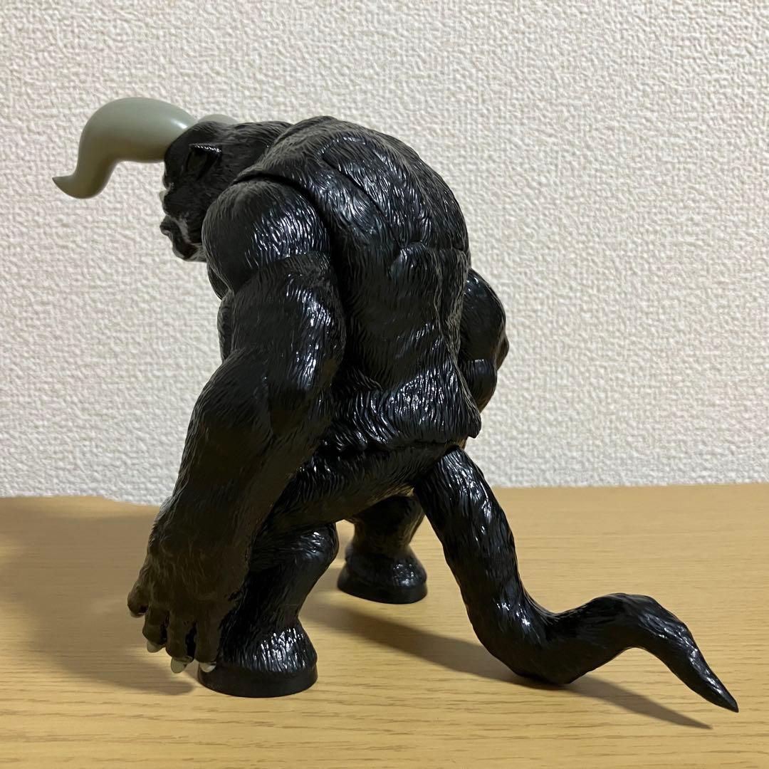 ベルセルク ゾッド 両ツノ ソフビ フィギュア 大ベルセルク展 レッドシャーク