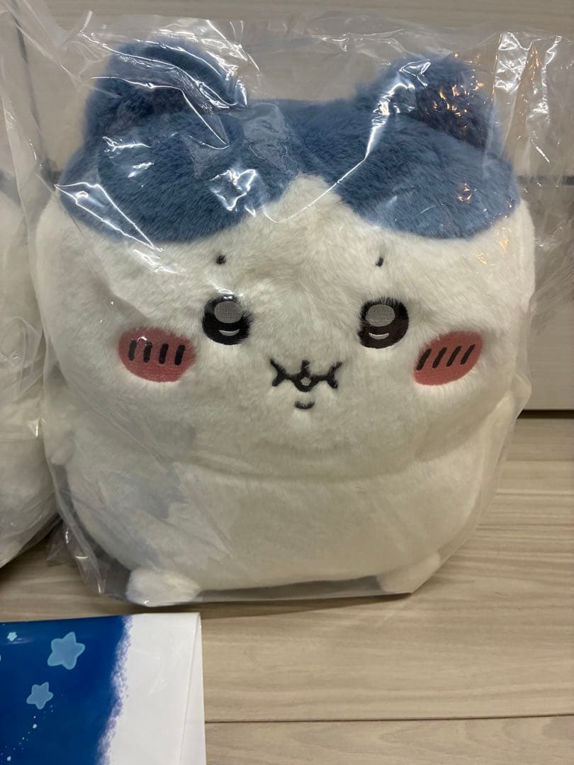 重め！ぼっちゃり抱っこぬいぐるみ　ちいかわポップアップストア