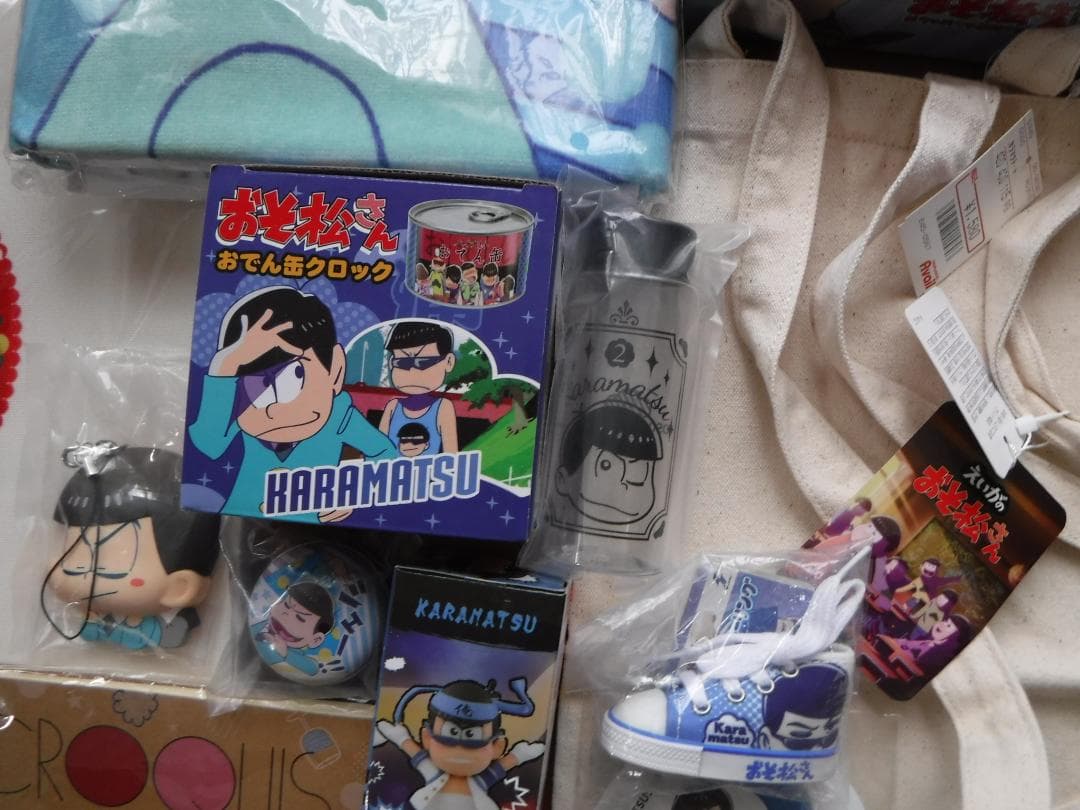 おそ松さん　カラ松　グッズ　大量セット　フィギュア・ぬいぐるみ・キーホルダー他