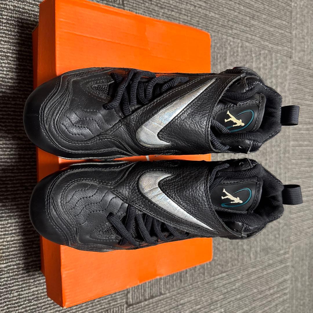 NIKE エアグリフィーメタル　スパイク　シューズ