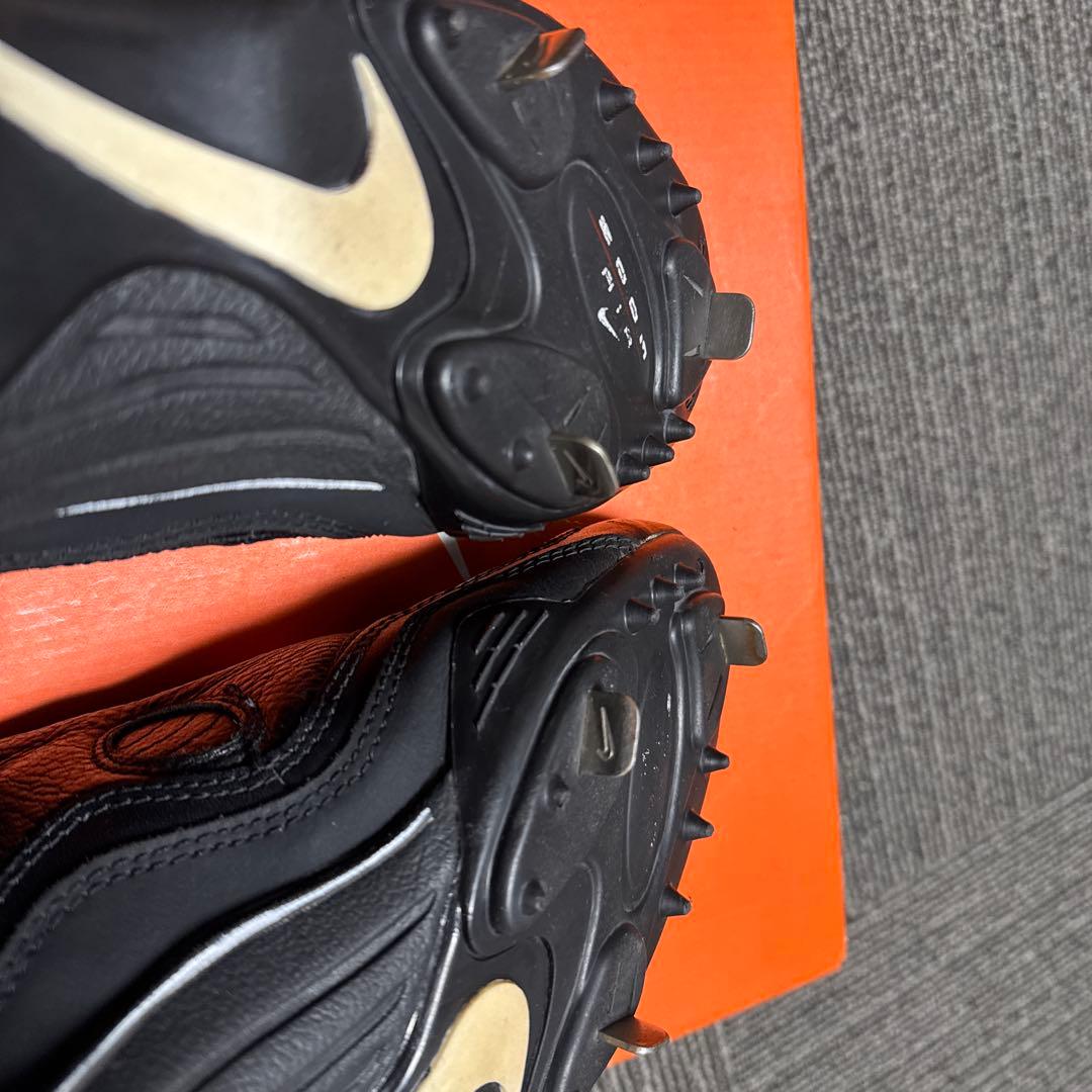 NIKE エアグリフィーメタル　スパイク　シューズ