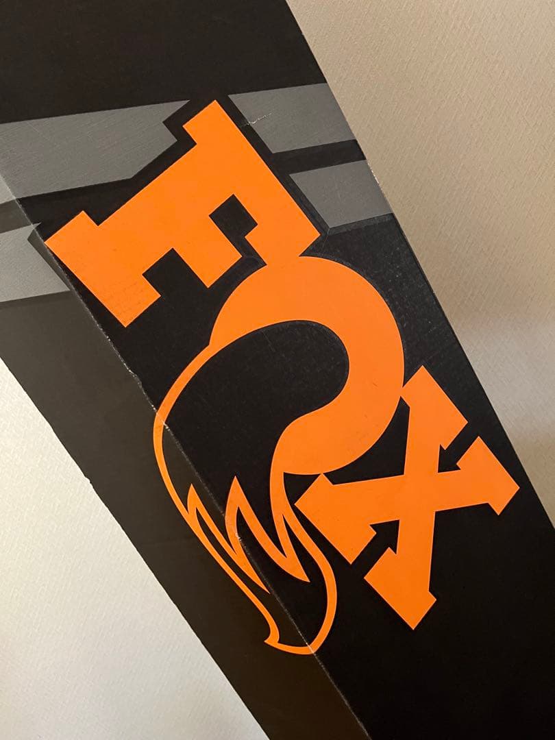 【新品•未使用】FOX40 ダウンヒル　MTB　サスペンション　29インチ