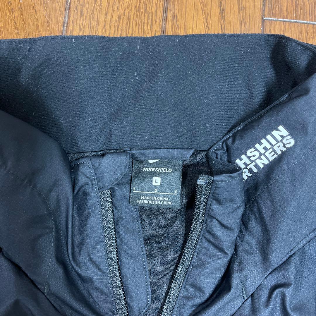 浦和レッズ　選手支給 Nike Shield ウィンドブレーカー L 黒